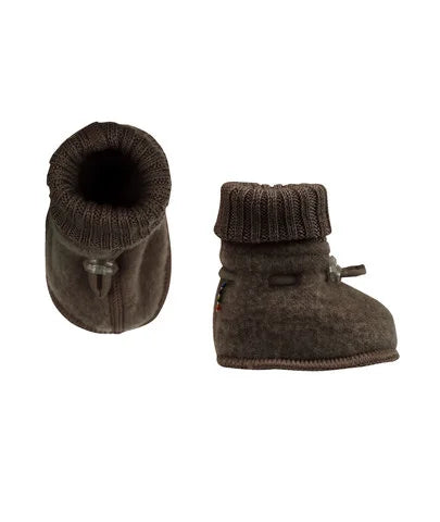 Wool booties from Joha